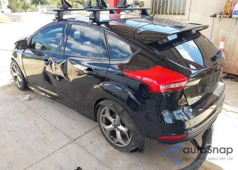 2017 Ford Focus из США, поврежденный, VIN 1FADP3L9XHL252184